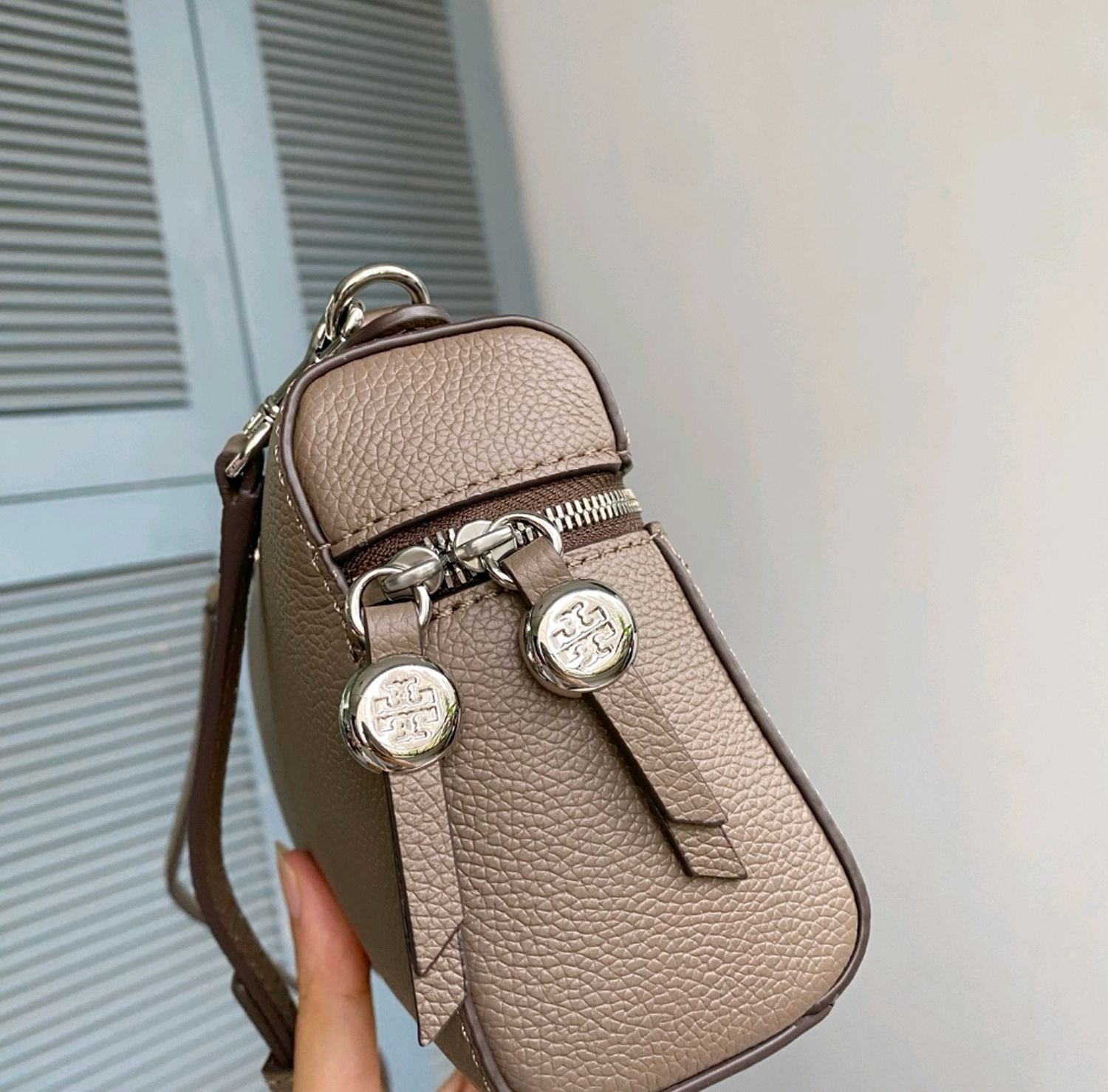 Tory Burch Romy Slim Mini Bag Wild Mushroom OS