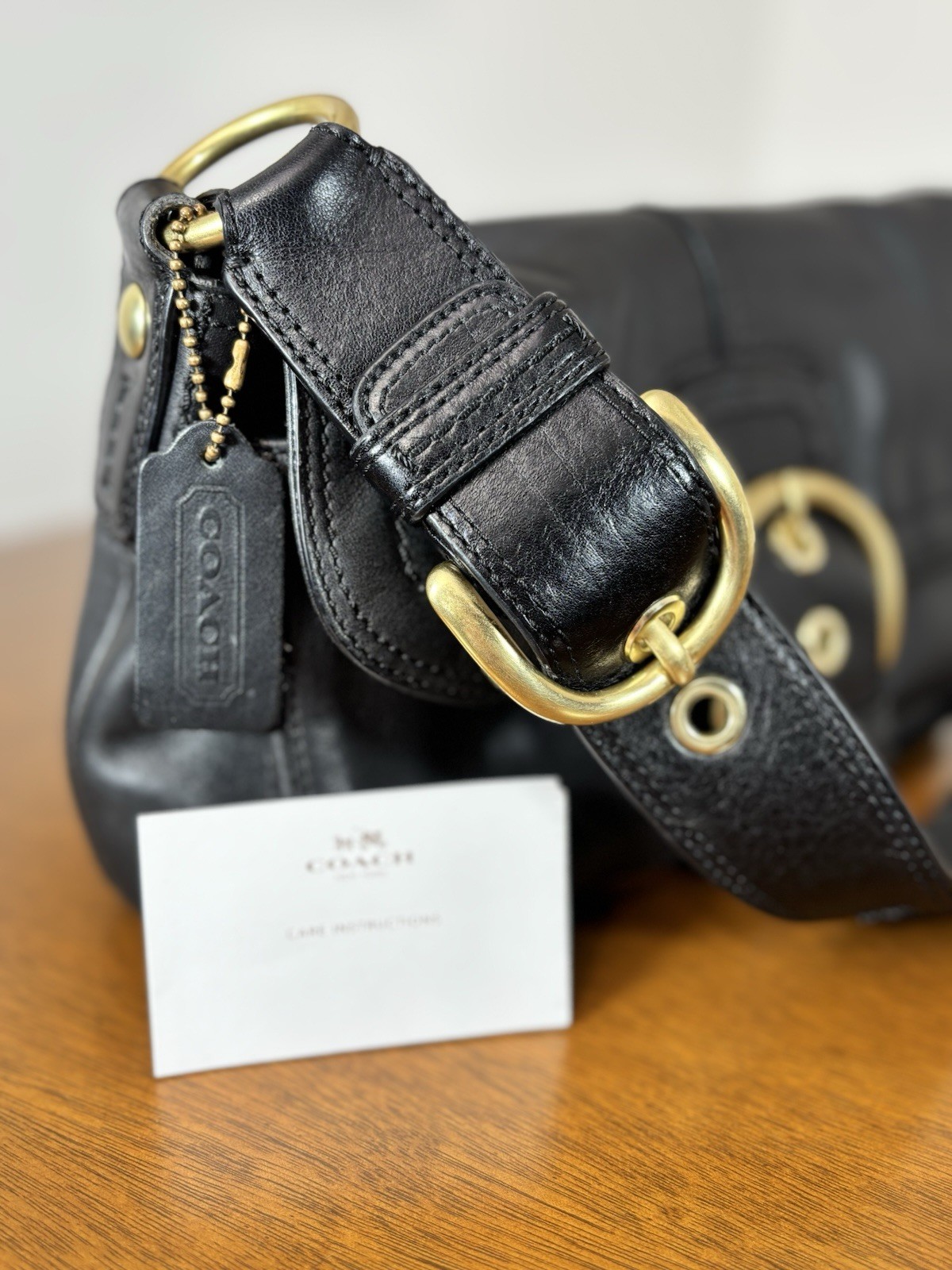 Coach Black Leather Brass Buckle Soho Pocket Flap 11842 w Brand Card