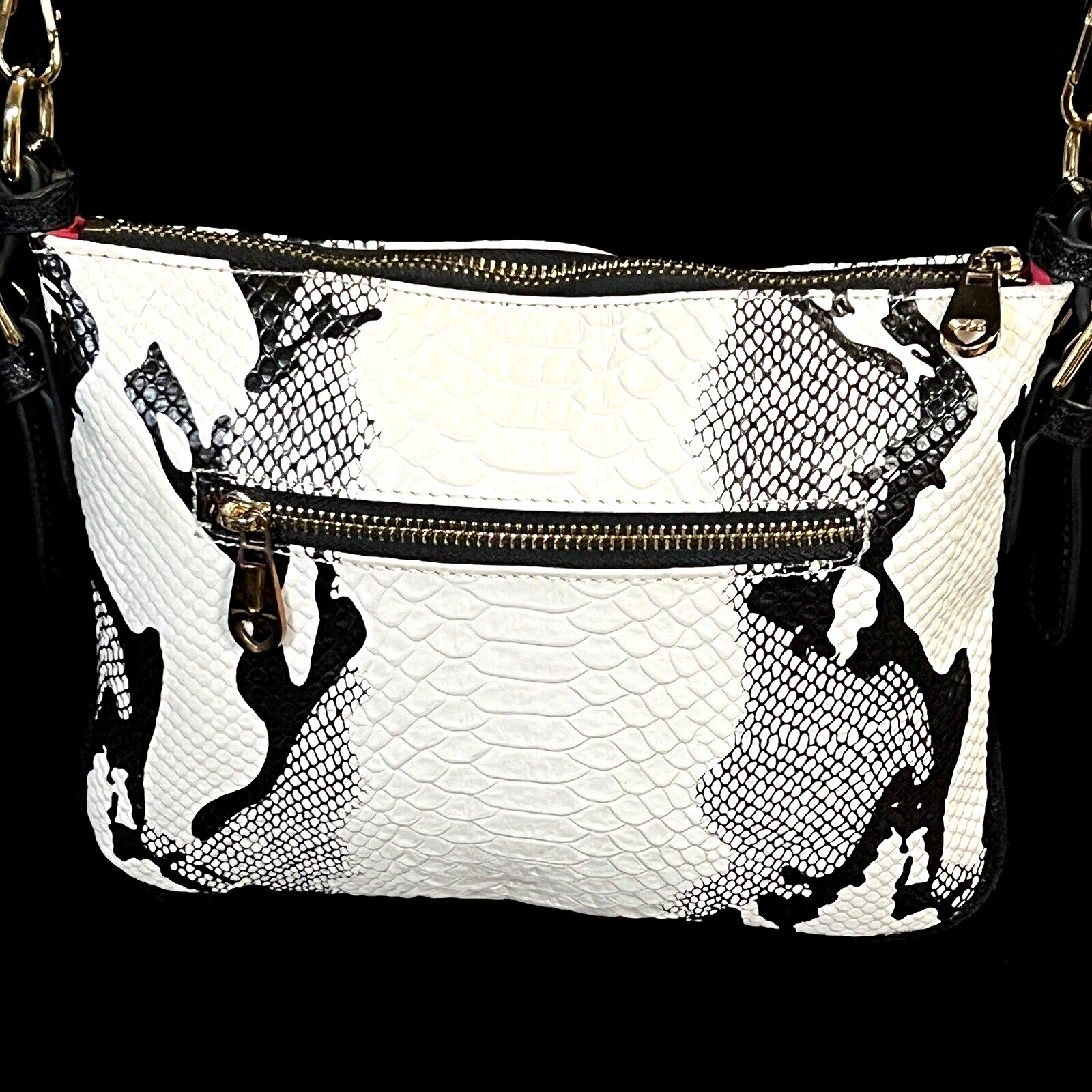 Bobby Schandra Highland Black White Park Snake Print Messenger Bag 9 1/2 X 7 1/4