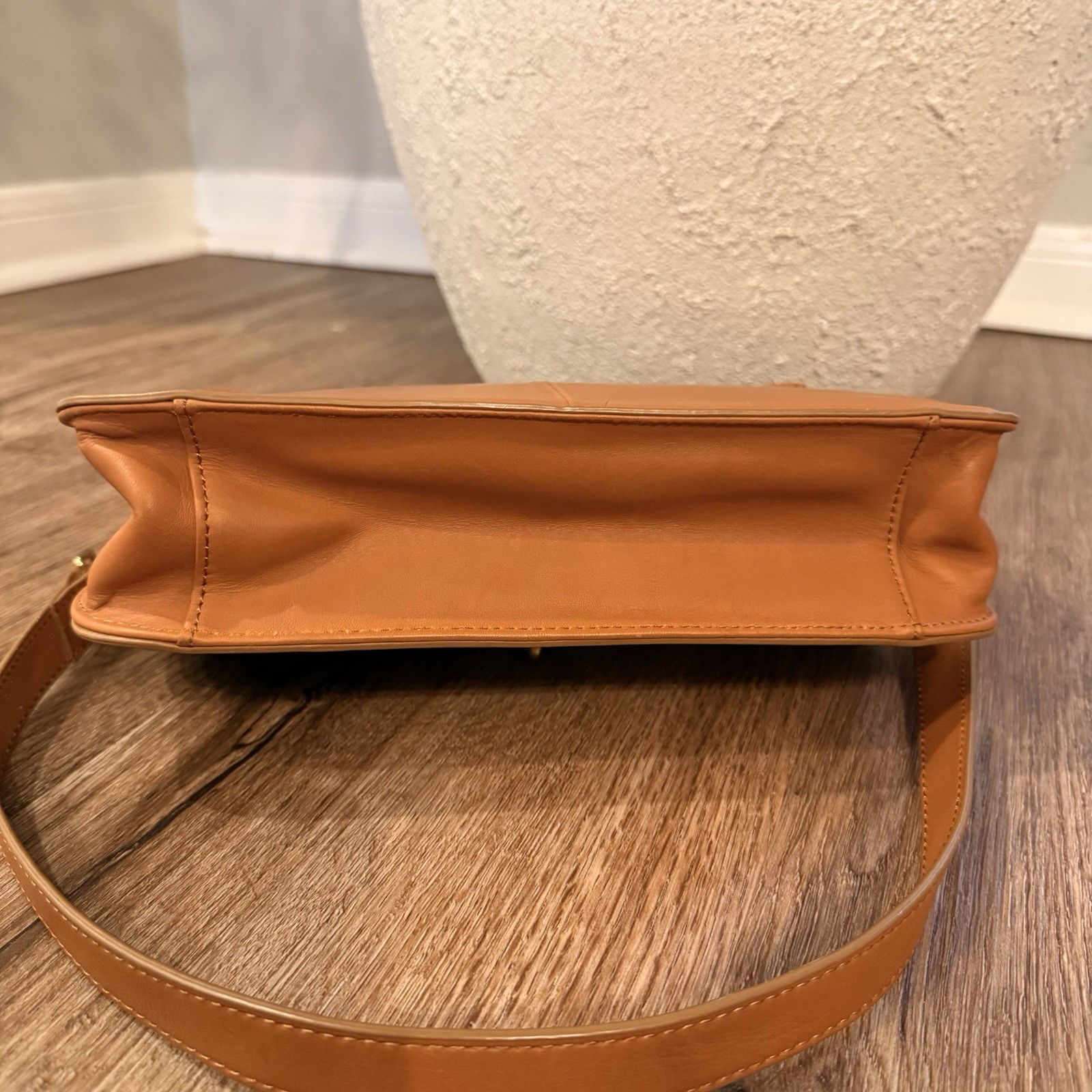 J.CREW Edie Purse Leather Handbag Top Handle British Tan Gold Turn Lock Classic