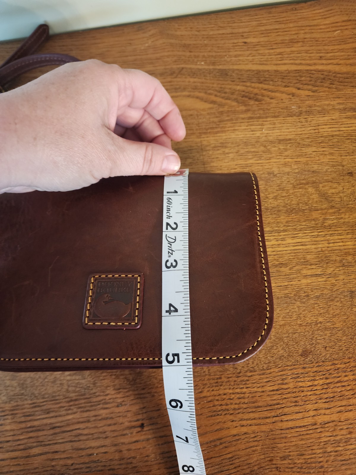 Dooney & Bourke Florentine Kitty Crossbody Chestnut Color