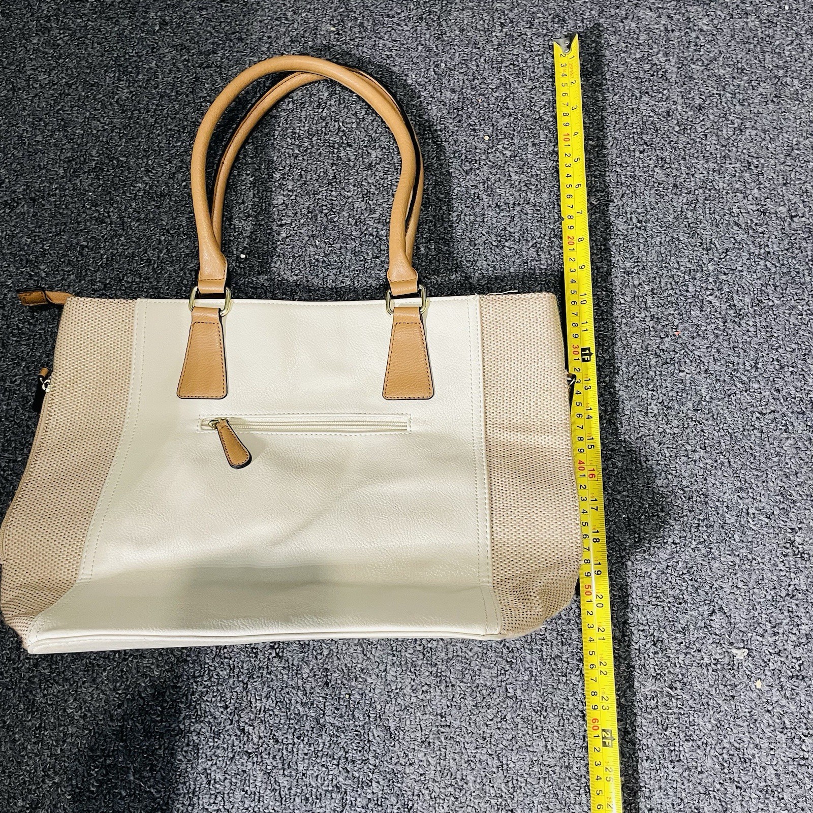Apt. 9 Womens Handbag Beige Large Purse Shoulder Bag Zip Side Pockets