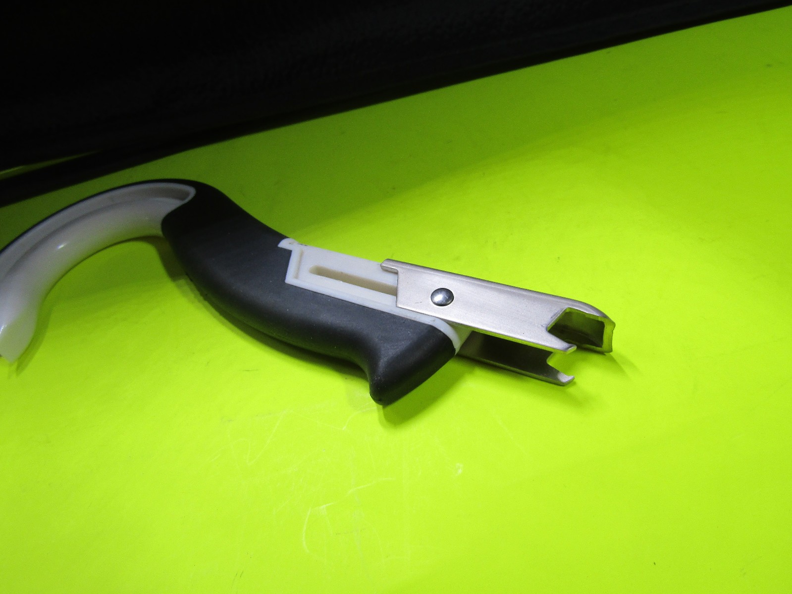 Hook Safety Box Carton Opener Pre Owned FREE SHIPPING