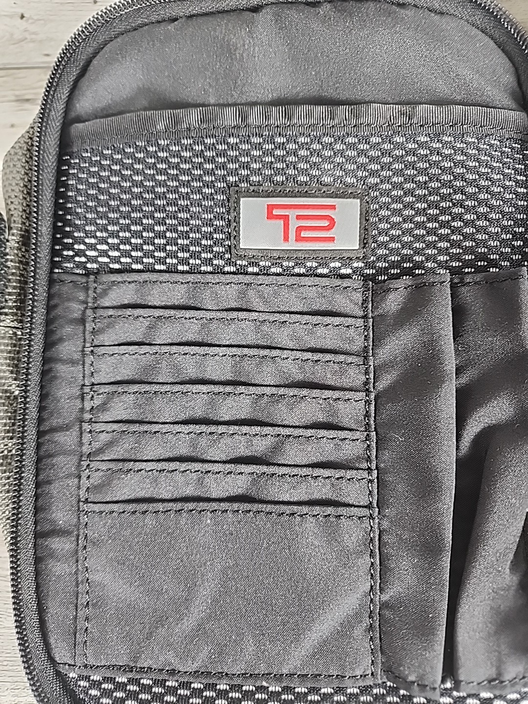 TUMI T2 Crossbody Bag Vintage y2k Travel Unisex Shoulder Pack Green