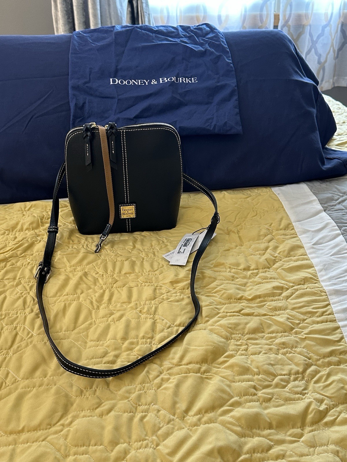 Dooney & Bourke Black Small Shoulder Bag, Zip, Gold Hardware, Brand Card