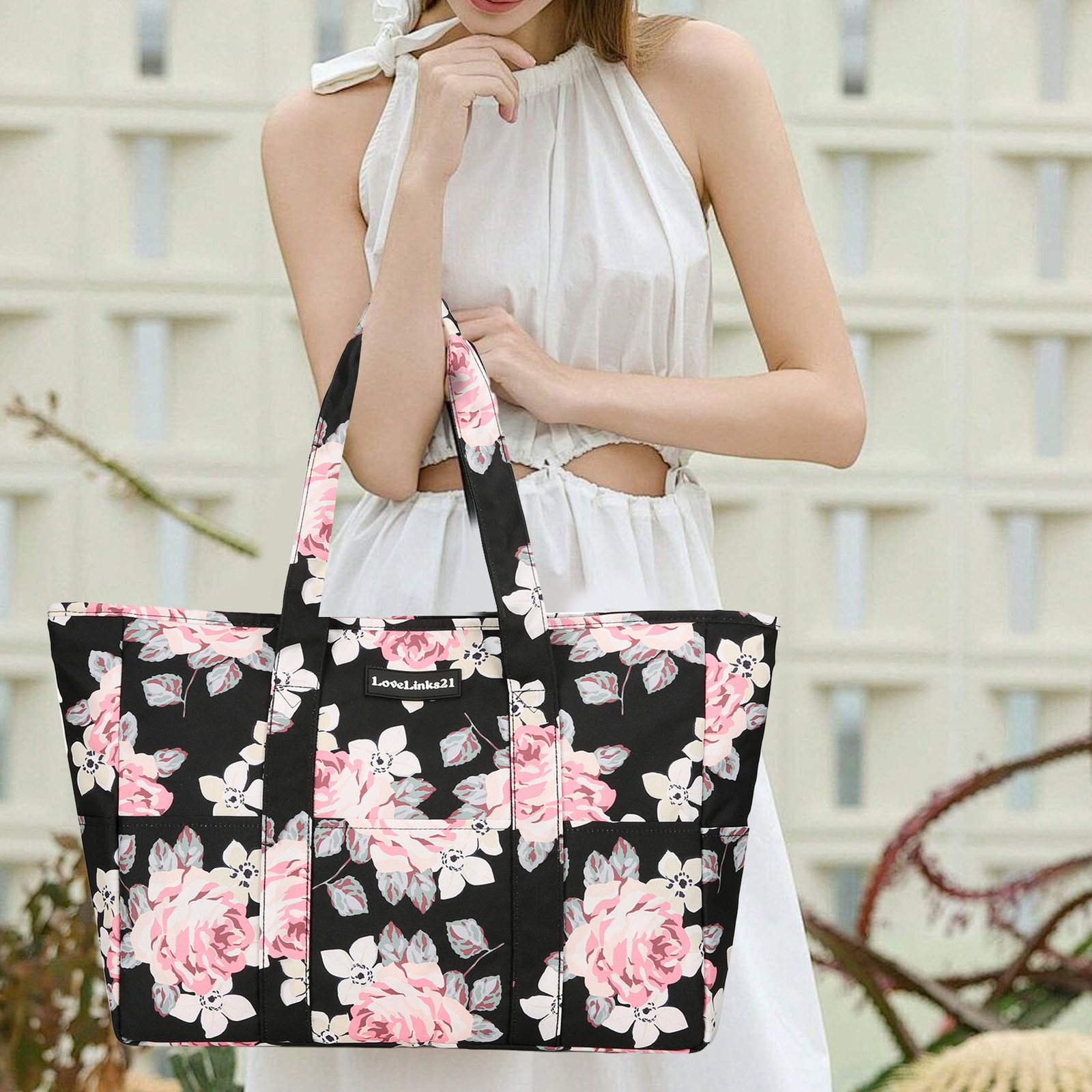 Lady’s travel beach bag, handbag, flower and leaf pattern