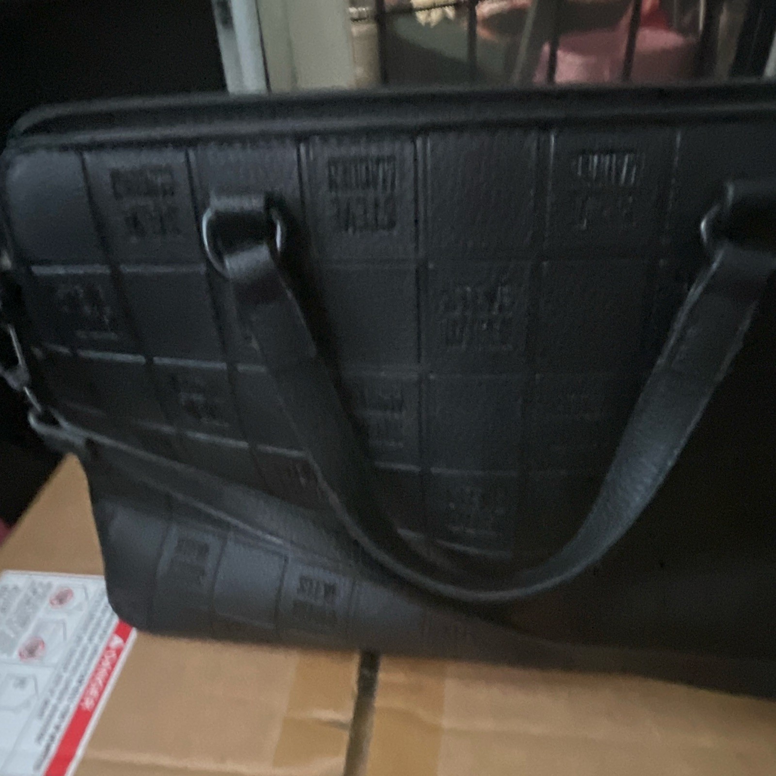 Steve Madden Black Logo Zip Tote Large Detachable Strap Lined Inner Pockets