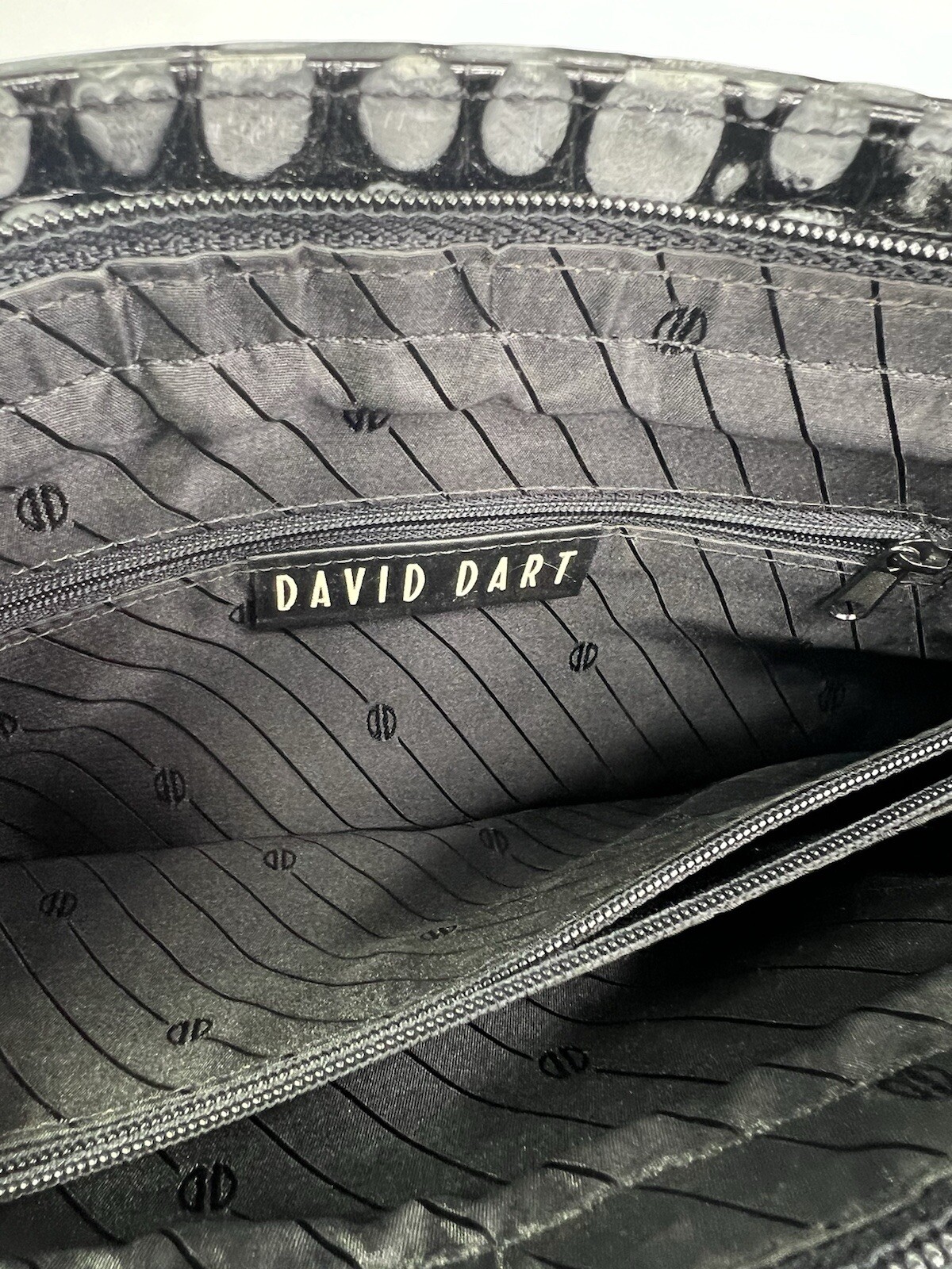 DAVID DART Black Embossed Leather Speckled Reptile Pattern Purse Handbag