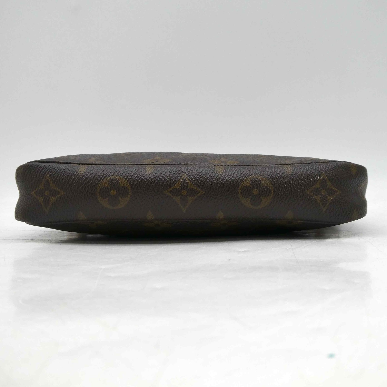 Louis Vuitton Pochette Accessoires Hand Bag PVC Leather M51980 Monogram 1047