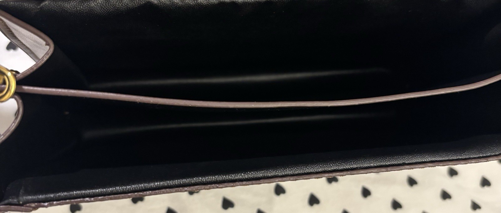 BRAND NEW WOMENS Luxurious Leather Material 2026 Lightweight hand Bag,NWT