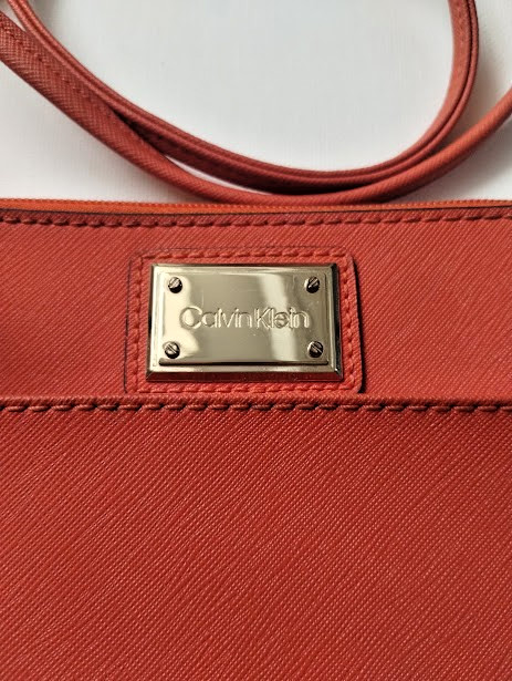 CALVIN KLEIN Womens Orange CROSSBODY Purse, Medium size, Good condition