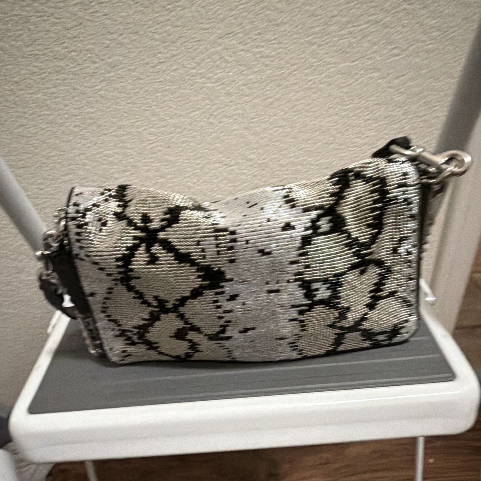 Coach Small Snake Print Shoulder Bag Black/Gray Silver Turn Lock Chain Strap
