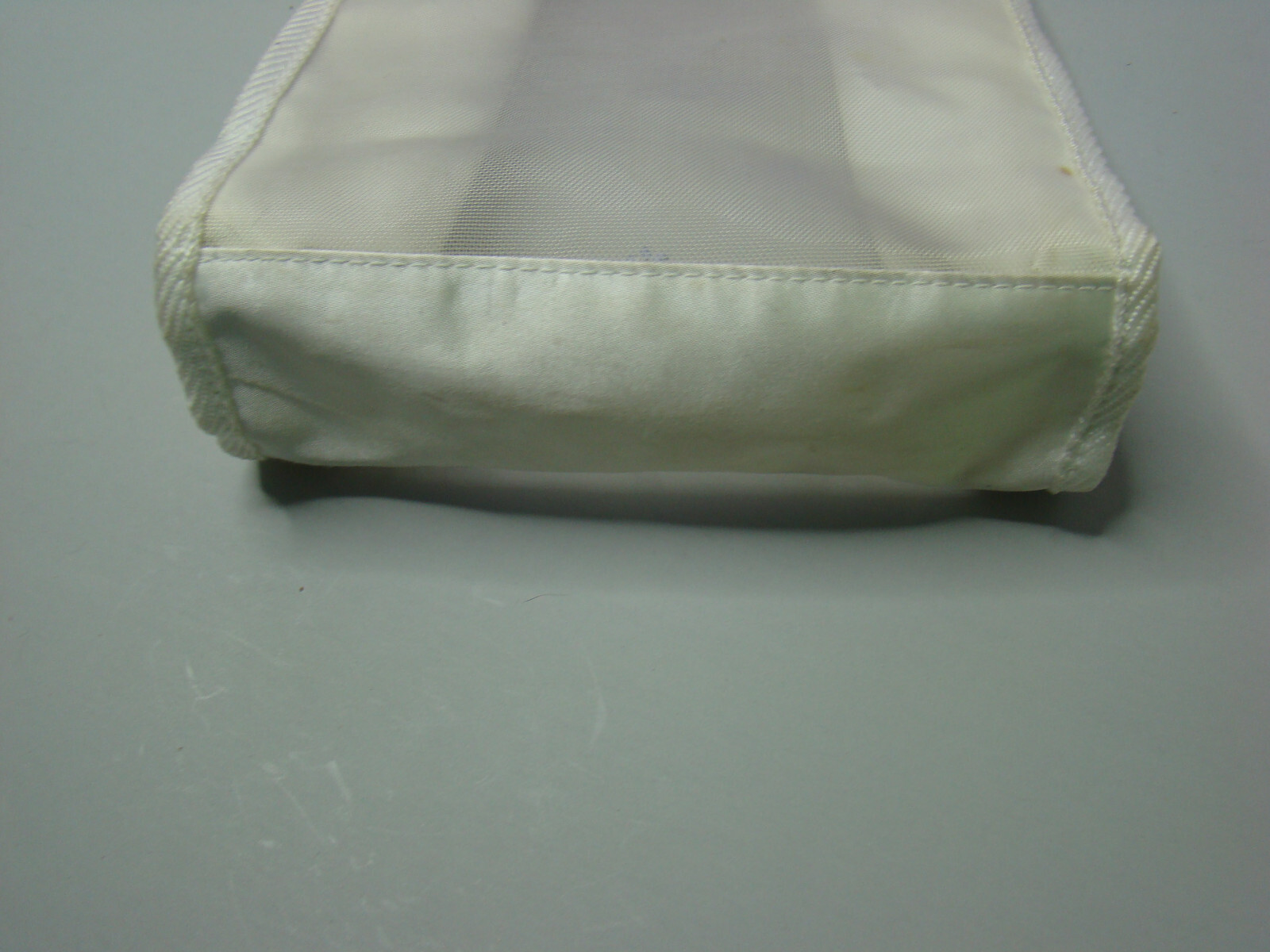 Vintage Sarah Michaels White Purse Tote Floral Bag 90’s Y2K 7″ wide 9″ tall