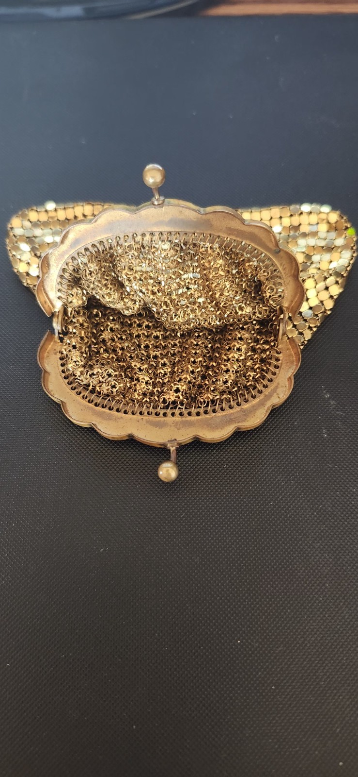 Vintage Gold Chain Mail Mesh Purse / Small Coin Bag