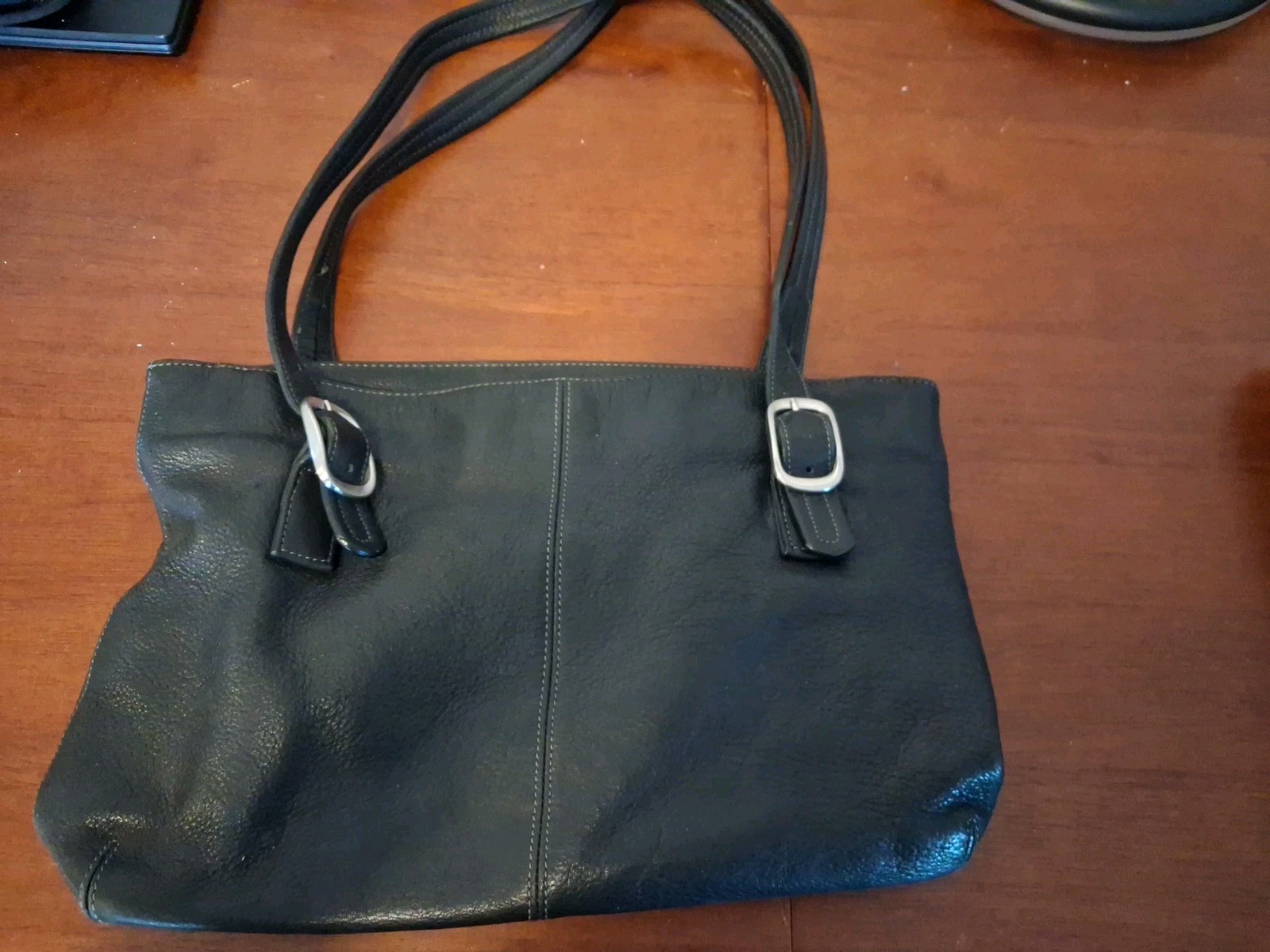 VTG Tignanello Black Leather Shoulder Bag Tote Classic Pocket Organizer BOHO Y2K