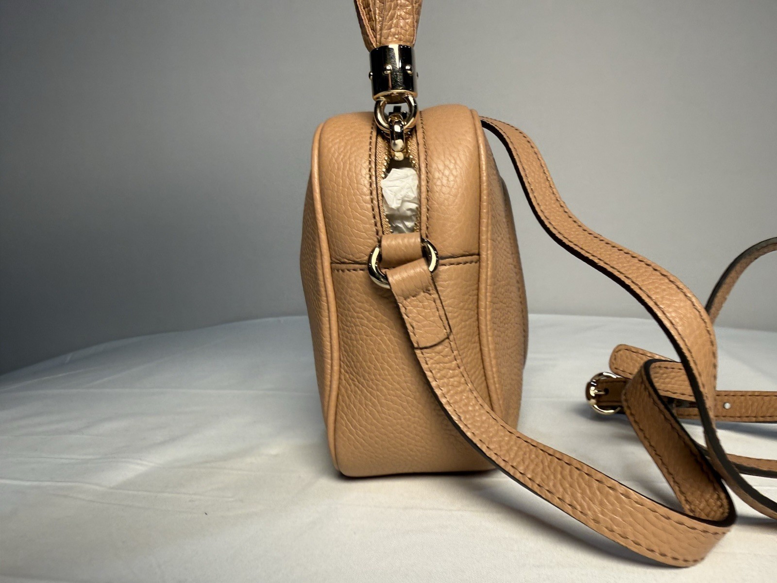 Gucci Soho disco Crossbody Bag Pebbled Logo Tassel Zip Adjustable