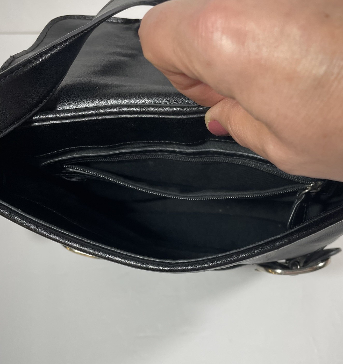 DKNY Black Soft Real Leather Crossbody Purse Bag 9.5×8.5×2 Inches