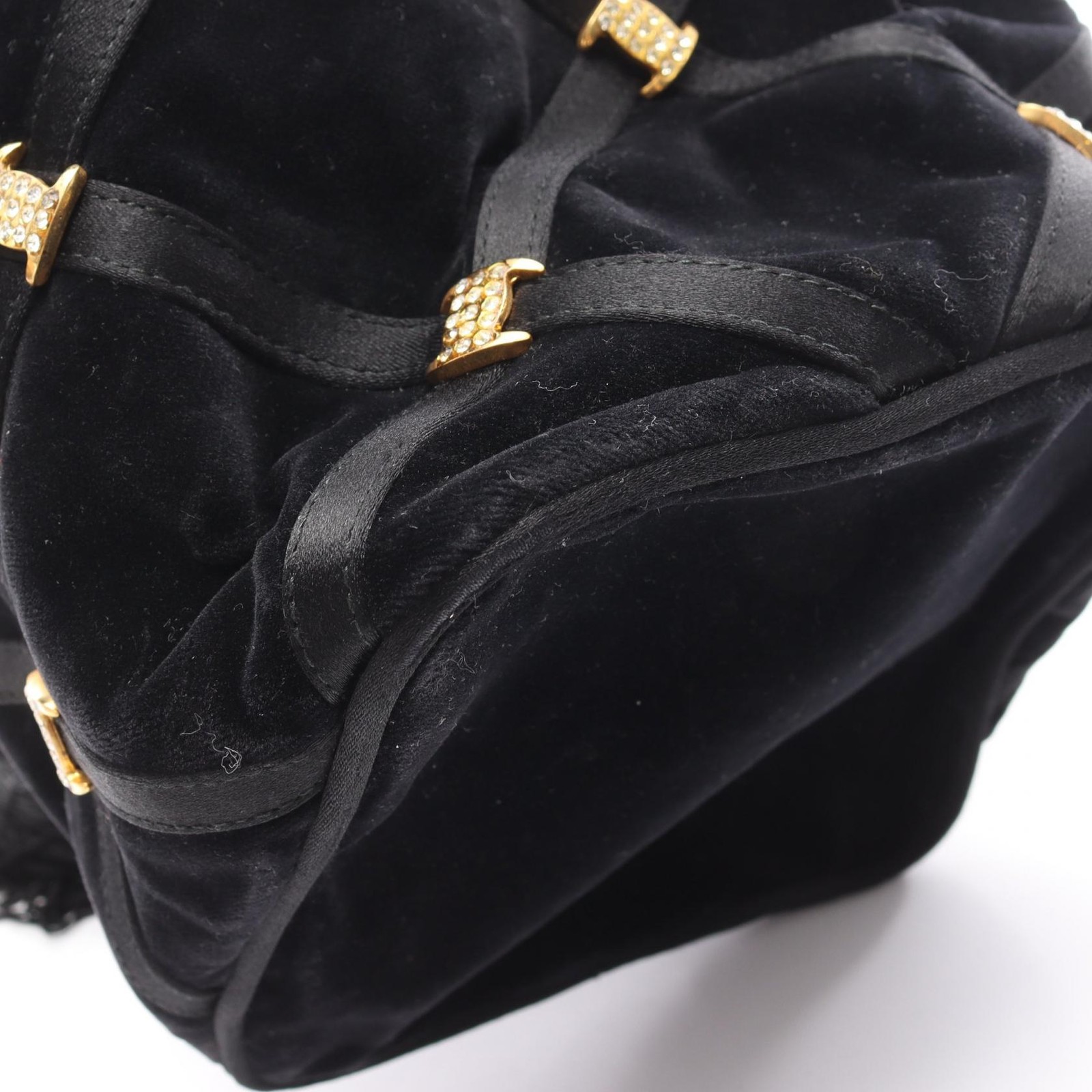 Salvatore Ferragamo Vara Shoulder crossbody drawstring Bag 21 1002 suede Black
