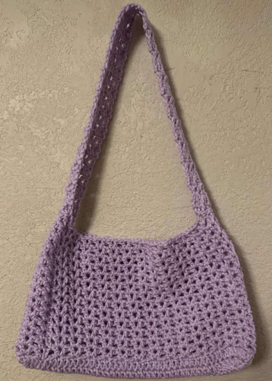 1 Crochet mesh bag made by using I Love This Yarn Brand