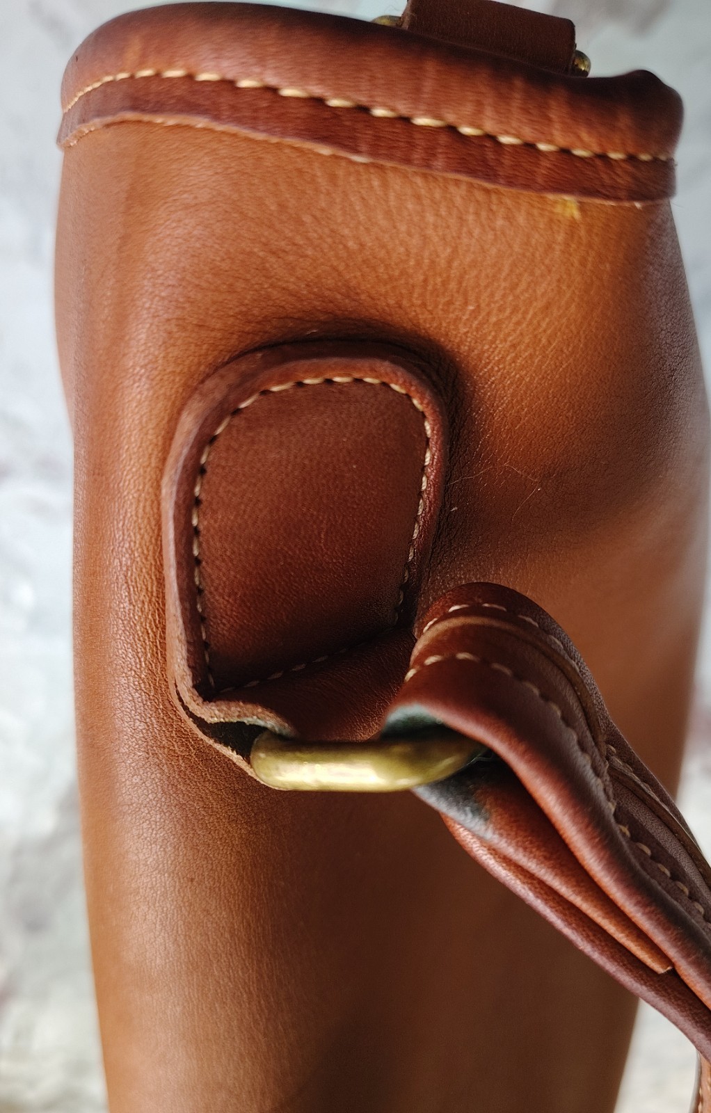 Coach SMALL Vintage 5130 Station British Tan Leather Made in The United States