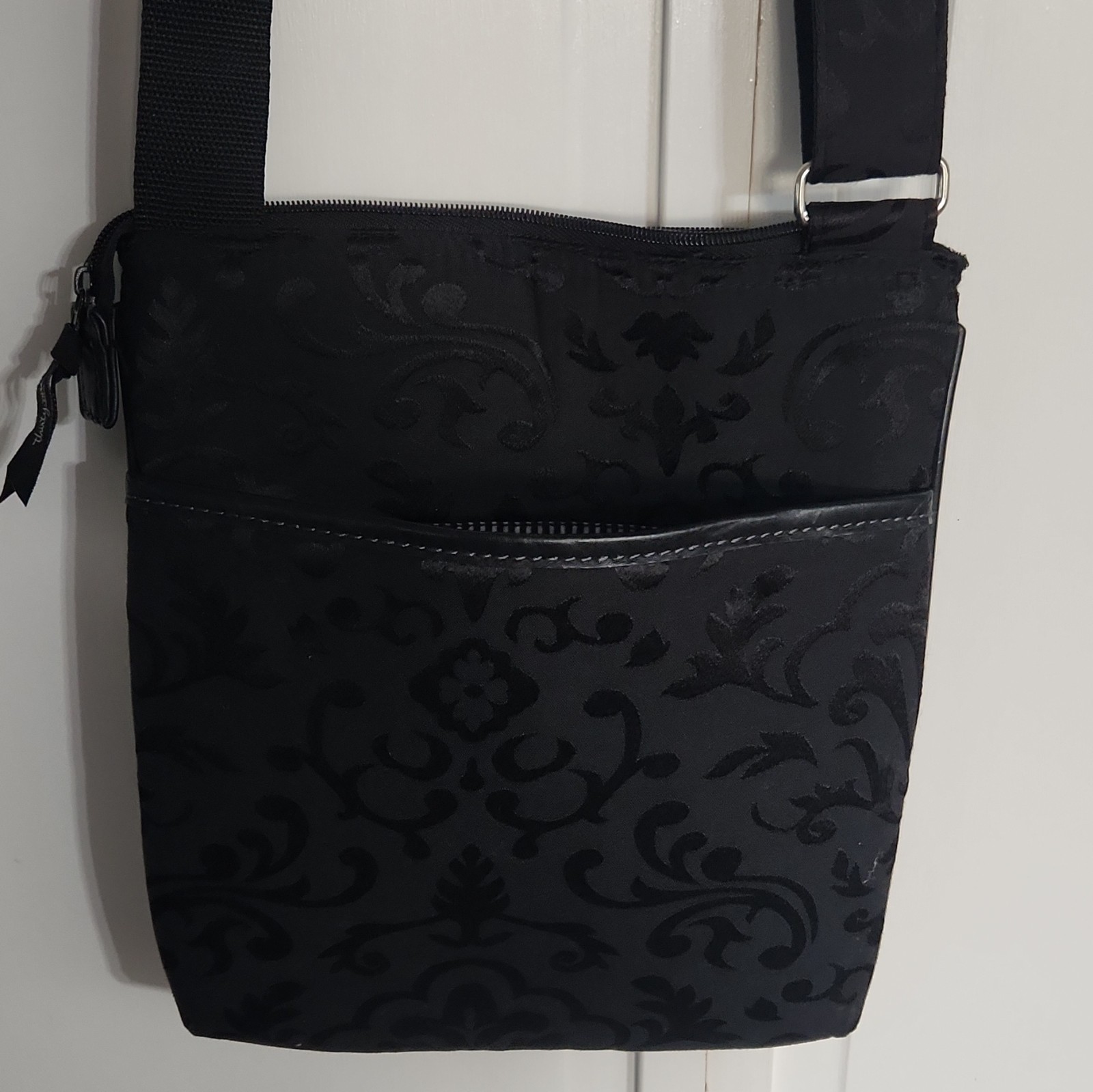 Thirty-One Black Damask Crossbody Bag Zip Closure Adjustable Strap Pockets