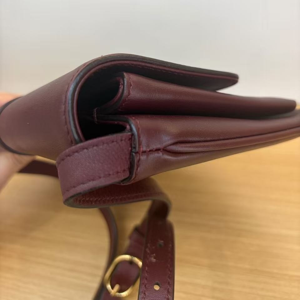 Gucci Arli Burgundy Red Small Leather Flap Crossbody Bag