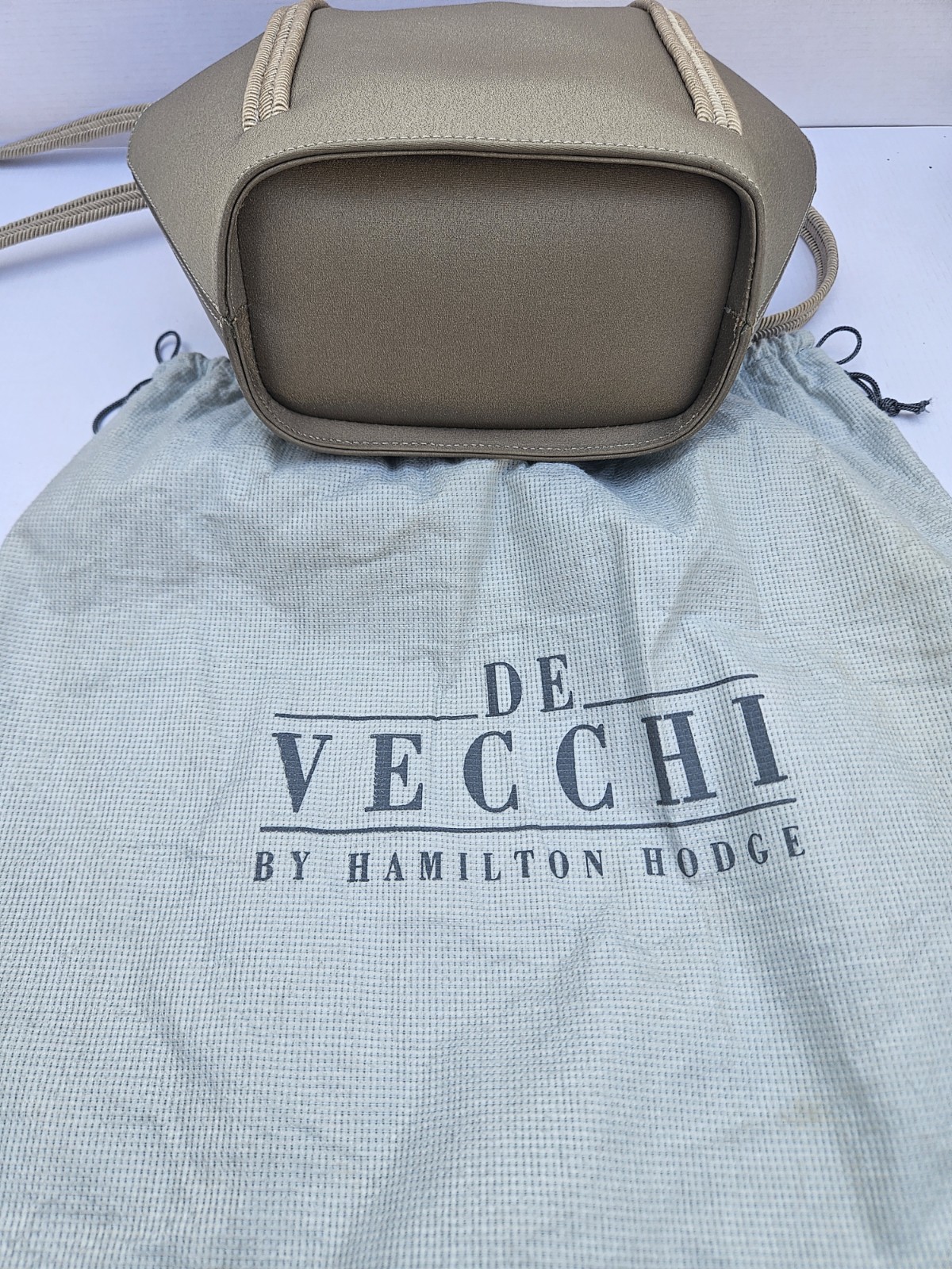 De Vecchi Taupe Shoulder Bag Zip Top Tassel Accent Gold Hardware Dust Bag