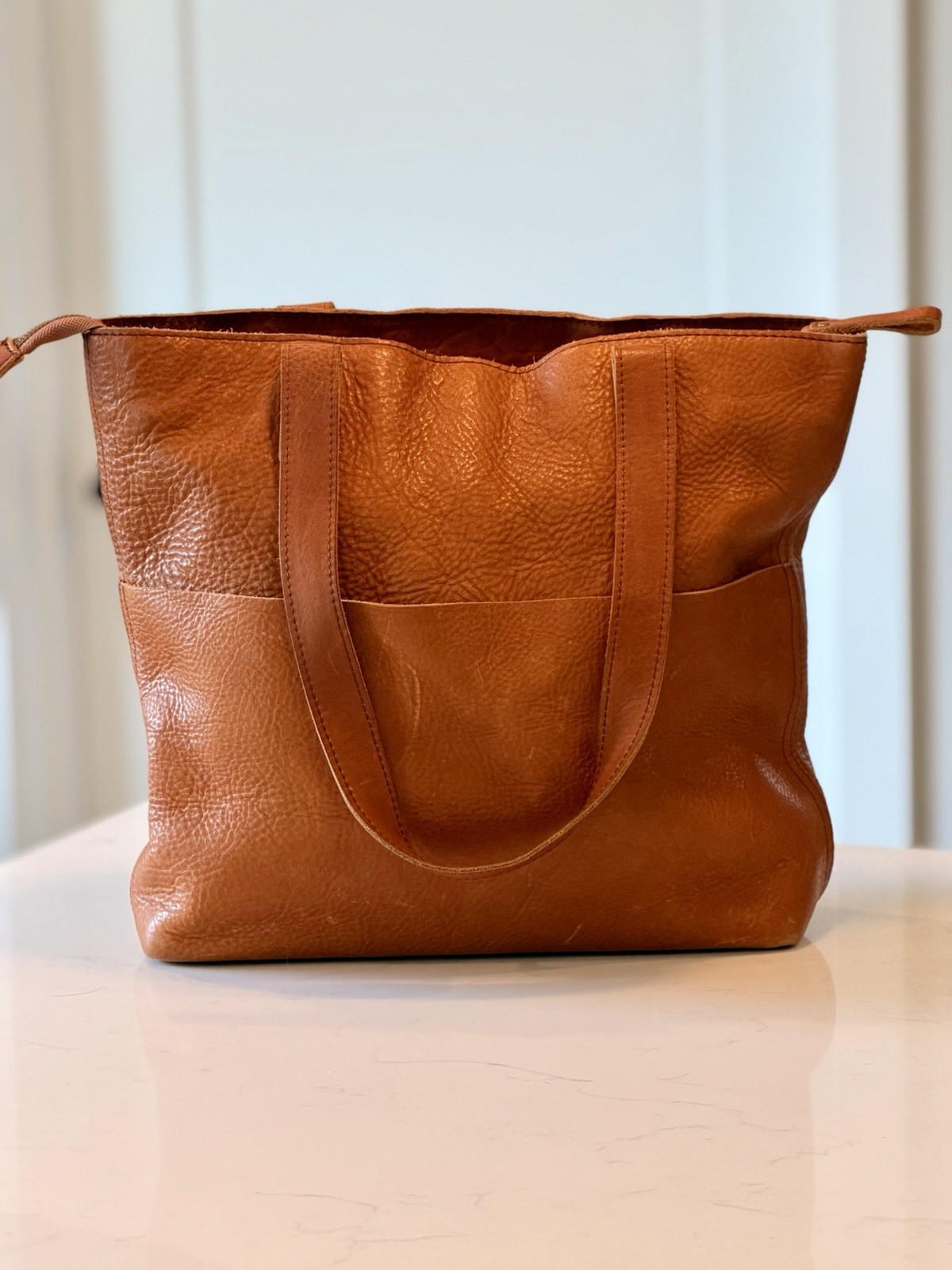 Duluth Trading Company Lifetime Leather Tote-Used Good Condition – Large Size