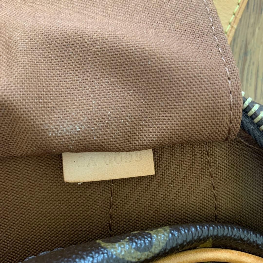 Louis Vuitton Monogram Montorgueil PM M95565 shoulder