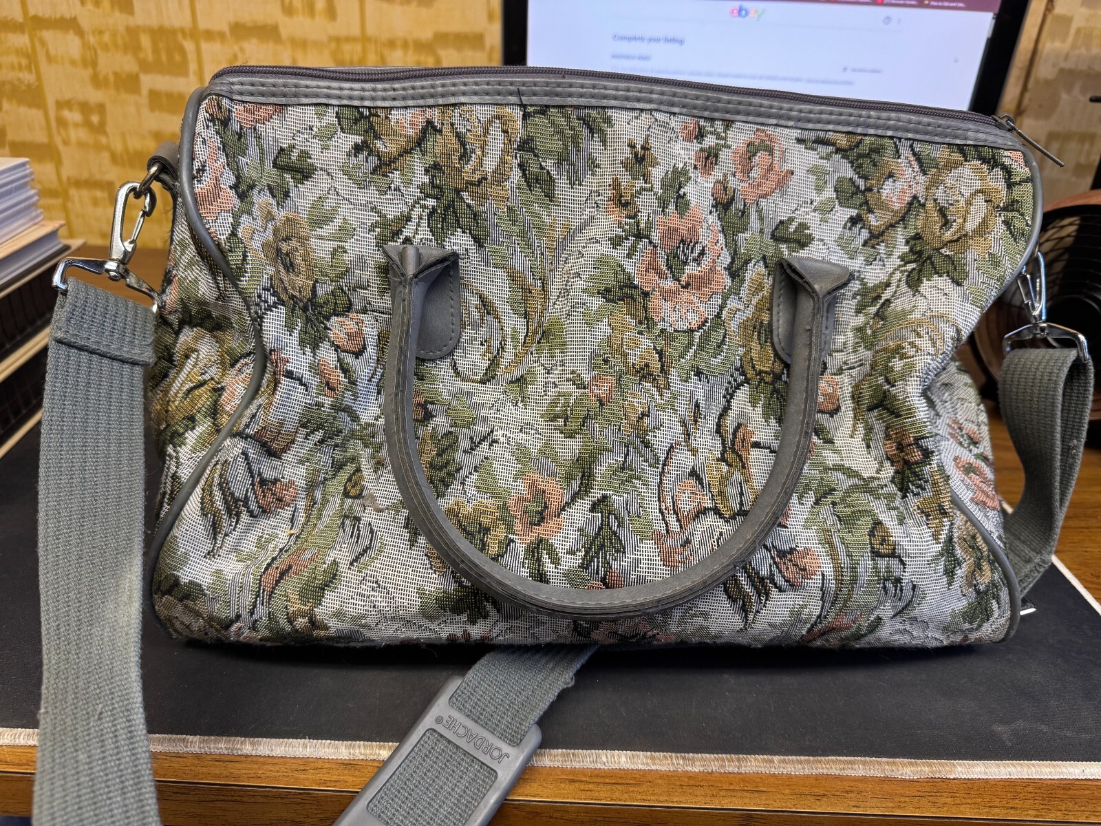 Jordache Floral Sturdy Tapestry Satchel Duffle Weekend Travel Bag Vintage
