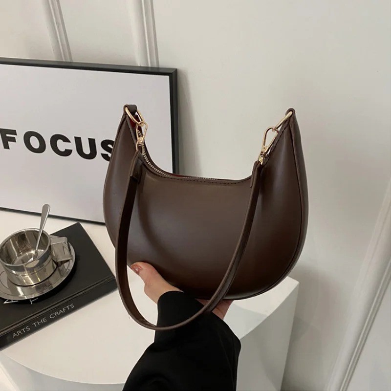 Women’s Moon Shape Shoulder Bag Luxury Crescent Handbag Baseball Hobo Purse