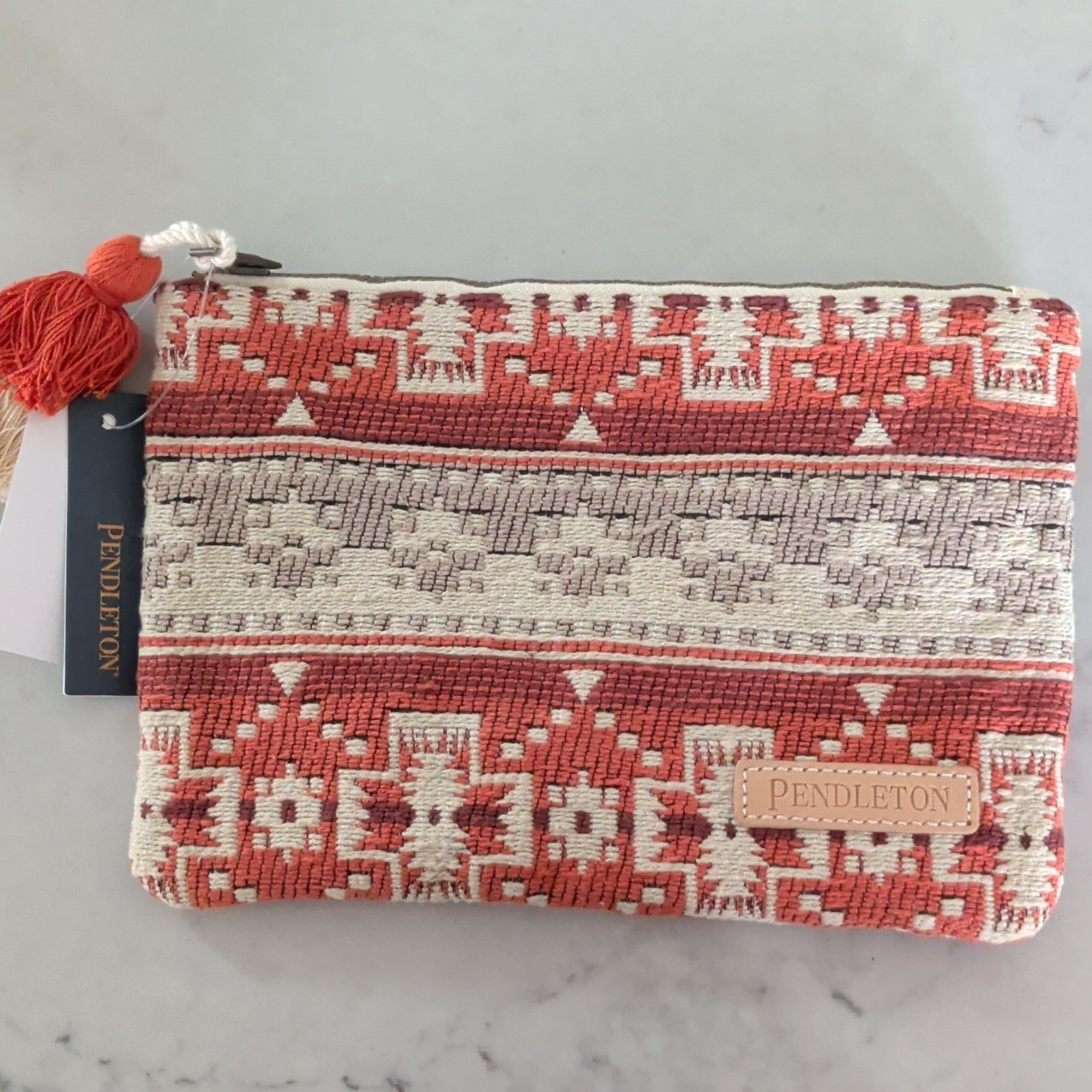 Pendleton Women’s Zip Pouch Tassel Geometric Aztec Pattern Red Ivory Gray