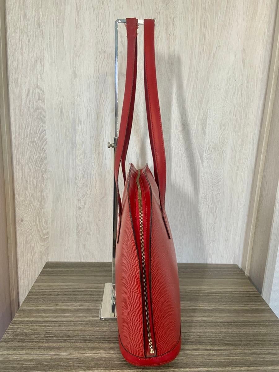 LOUIS VUITTON Bag: Epi Lussac M52287 Red W41H30D12cm w/o accessories;
