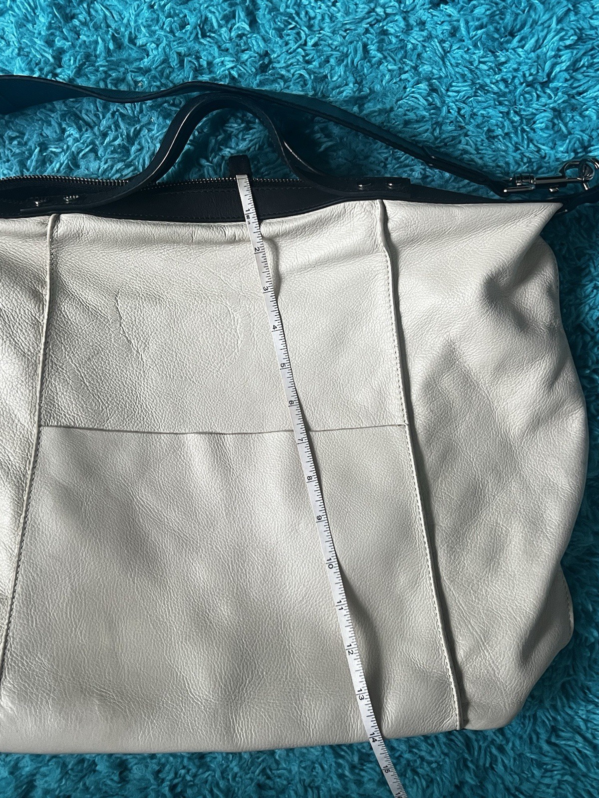 L.A.M.B. Women’s White/Black Solid Shoulder Bag Black Strap Zip Inner Pockets