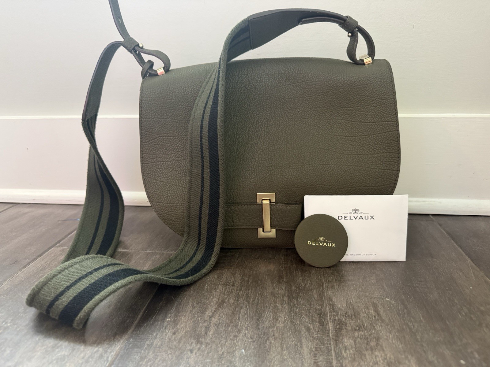Delvaux Le Mutin MM Crispy Calf Leather Khaki Shoulder or Crossbody Bag