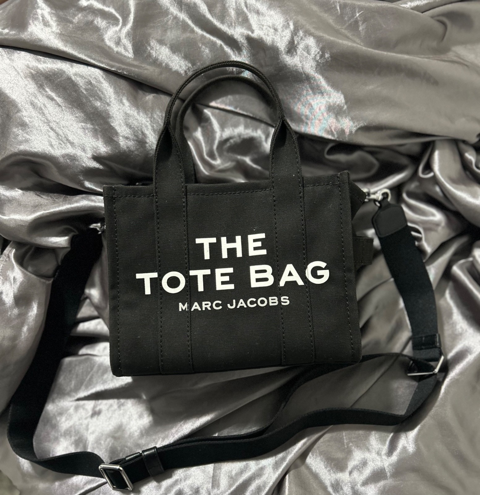 Marc Jacobs Tote Bag Black Logo Zip-Top Tote w/ Detachable Adjustable Strap