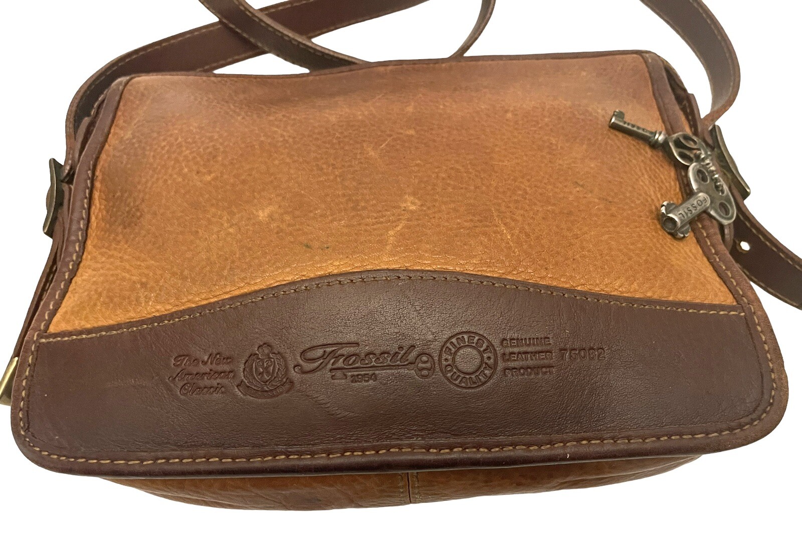 FOSSIL Authentic Vintage Two Tone Brown Key Charm Small Crossbody Bag Purse
