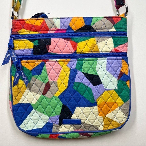 Vera Bradley Pop Art Geometric Print Crossbody Shoulder Bag Triple Zipper Artsy