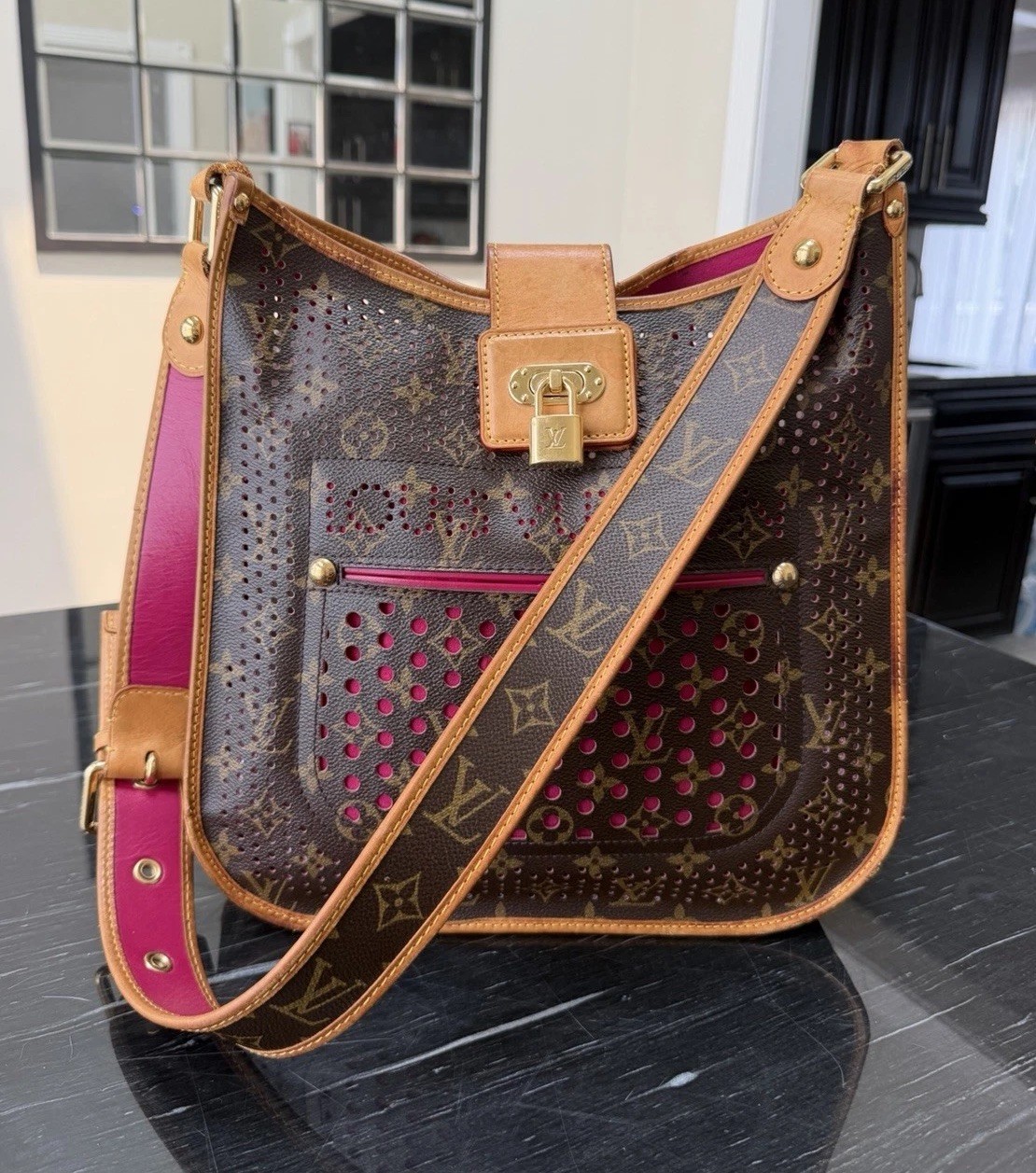 USA ❤️ Louis Vuitton Musette PERFORATED FUSCHIA PINK handbag Crossbody Shoulder