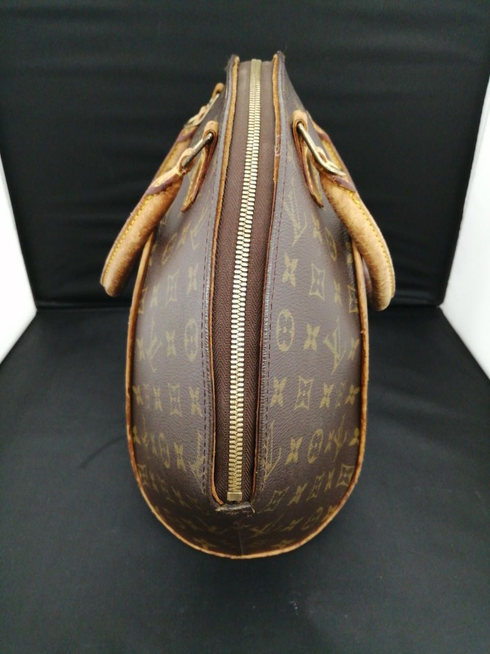 Louis Vuitton Ellipse MM M51126 Used