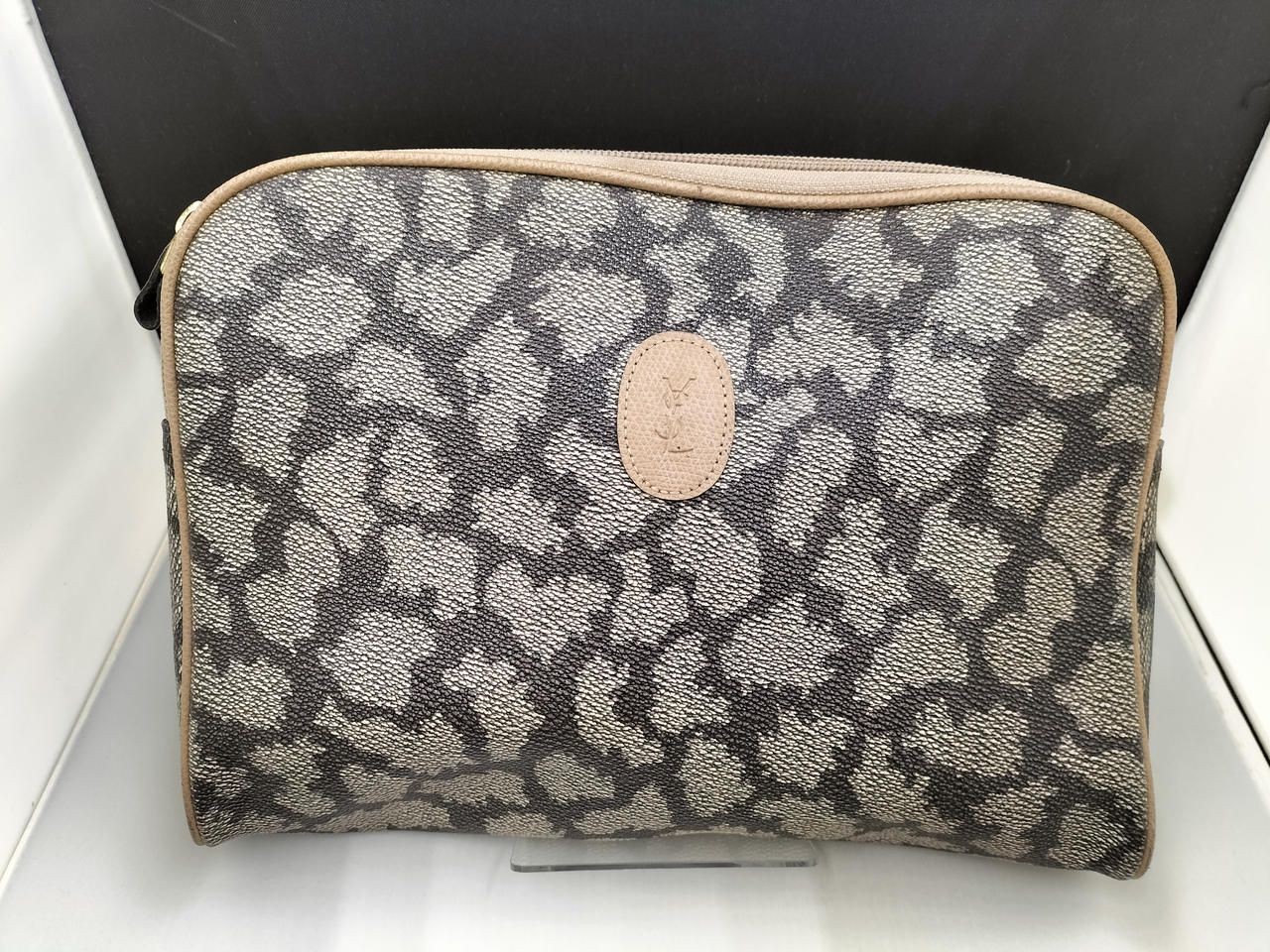 YVESAINTLAURENT Second Back Used