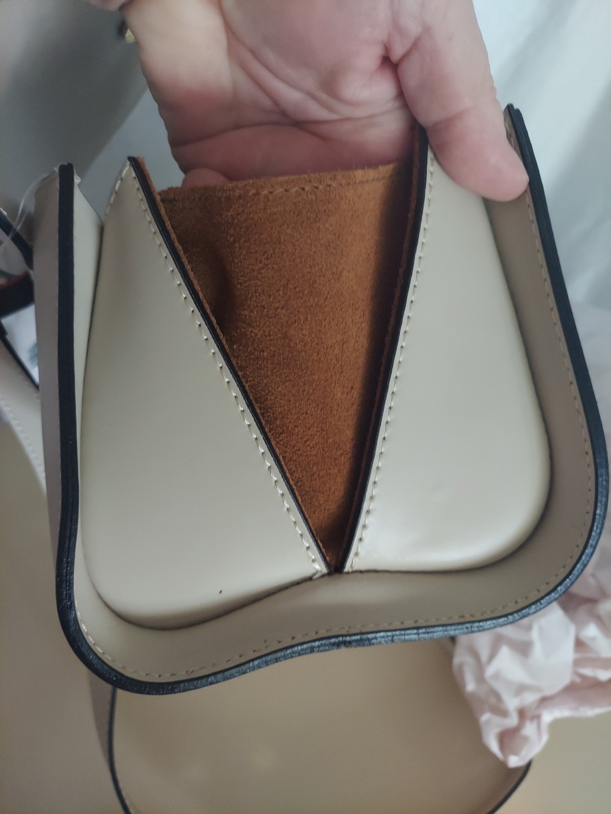 NWT DIVINA FIRENZE Made in ITALY – Genuine Ivory Leather Handbag Bamboo Handle