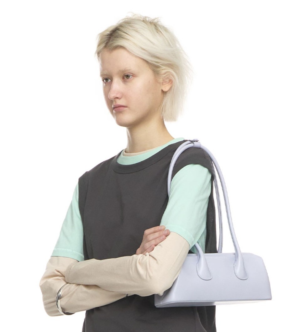 OSOI BOAT WIDE MINI Shoulder Bag Icy Blue Leather