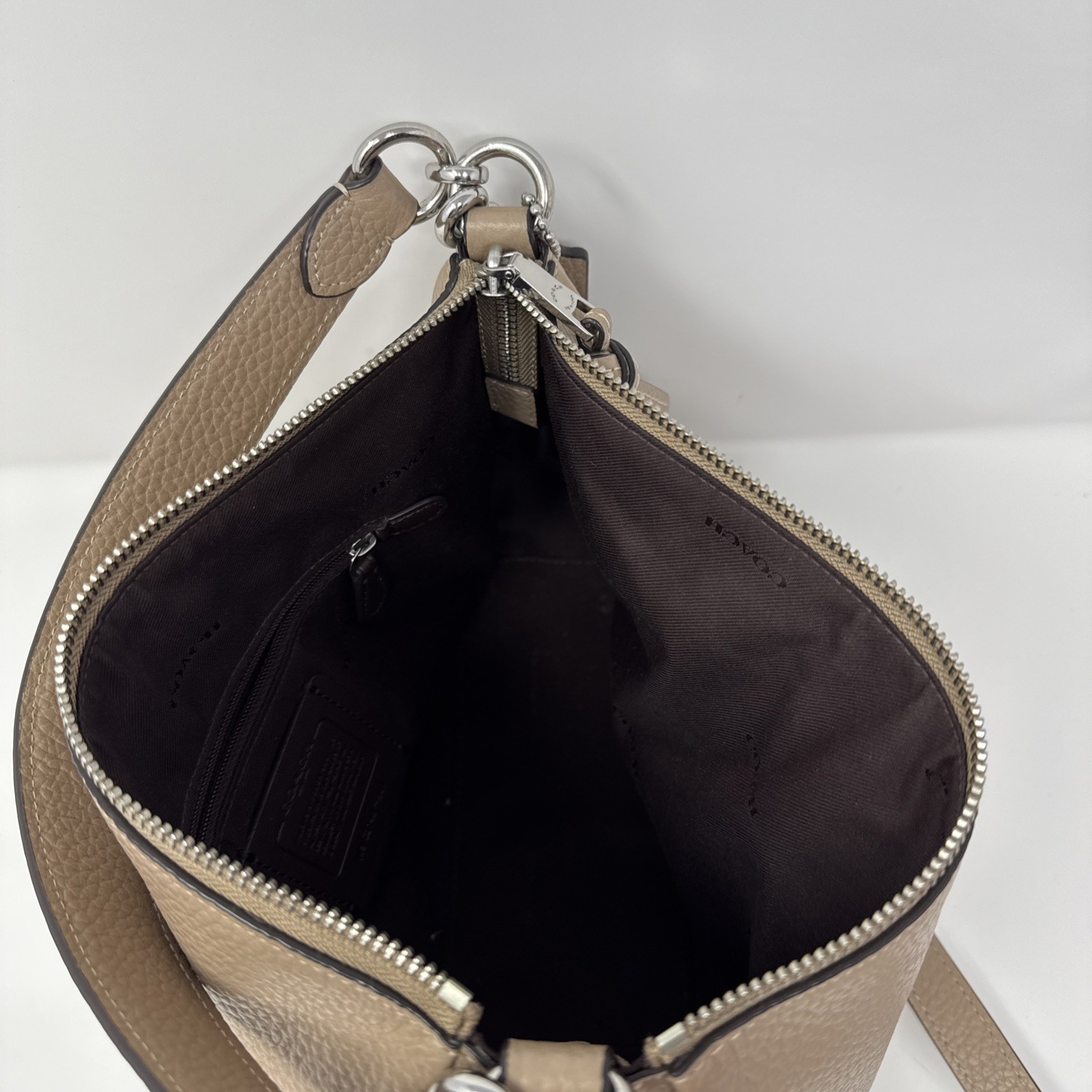 Coach Waverly Shoulder Bag Tan Pebbled Leather Silver Hardware – Y2K Style
