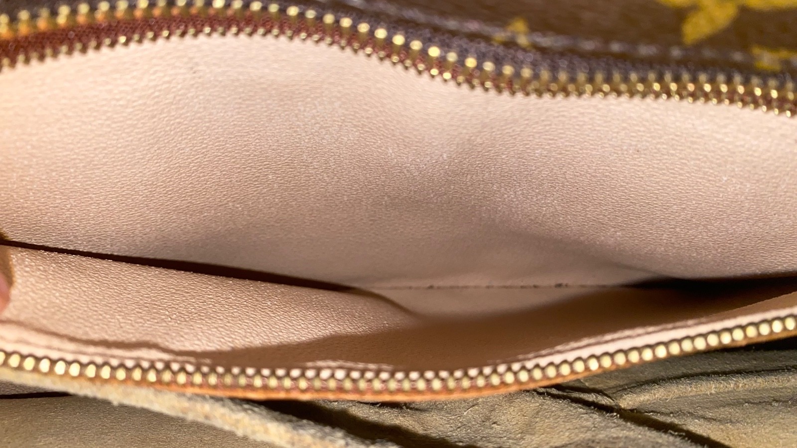 Louis Vuitton Luco Shoulder Tote Bag