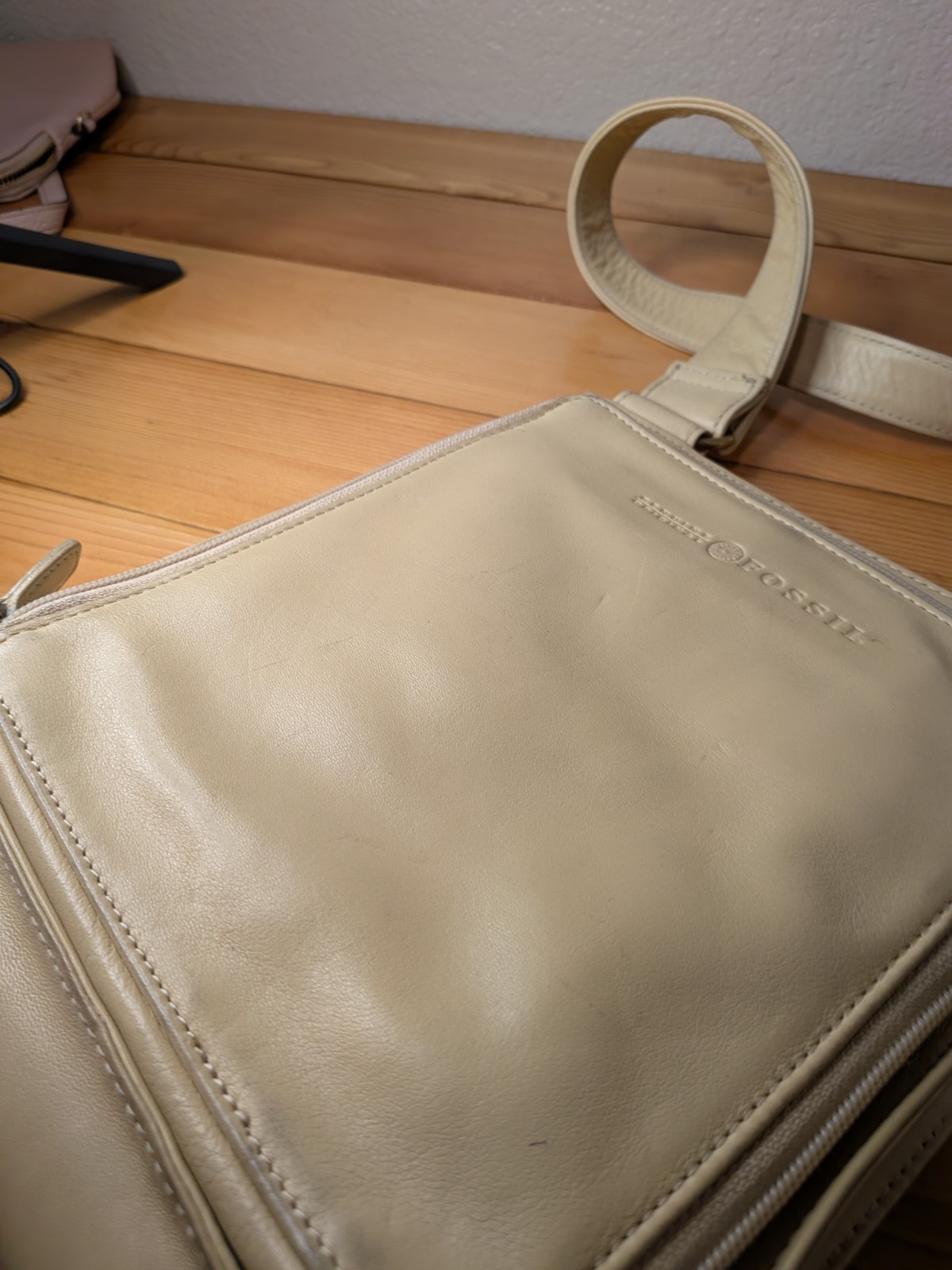 Fossil Cream Genuine Leather Organizer Crossbody Bag Wallet Purse Vintage