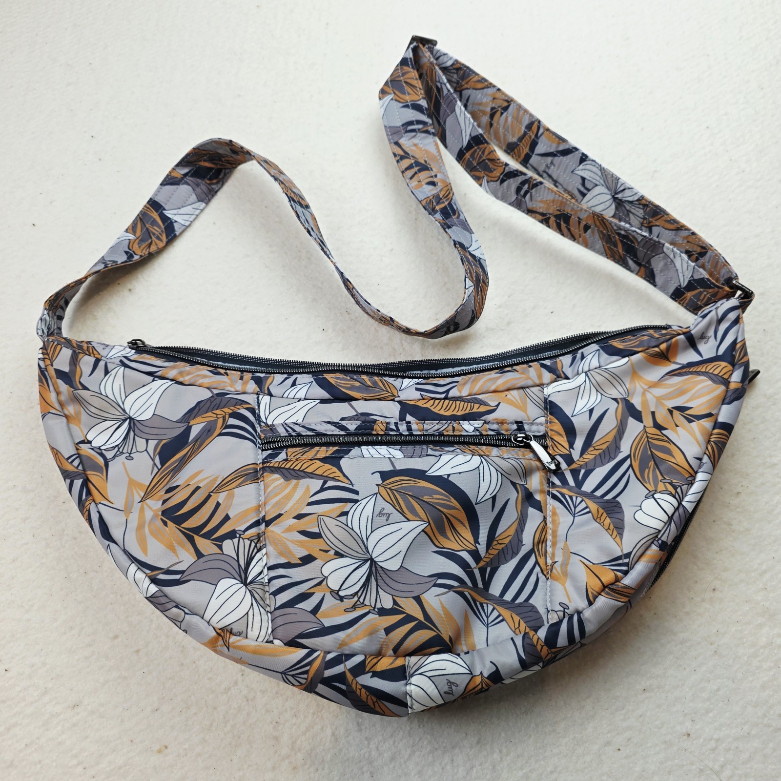 Lug Multicolor Tropical Travel Boomerang Freestyle Sling Crossbody Shoulder Bag