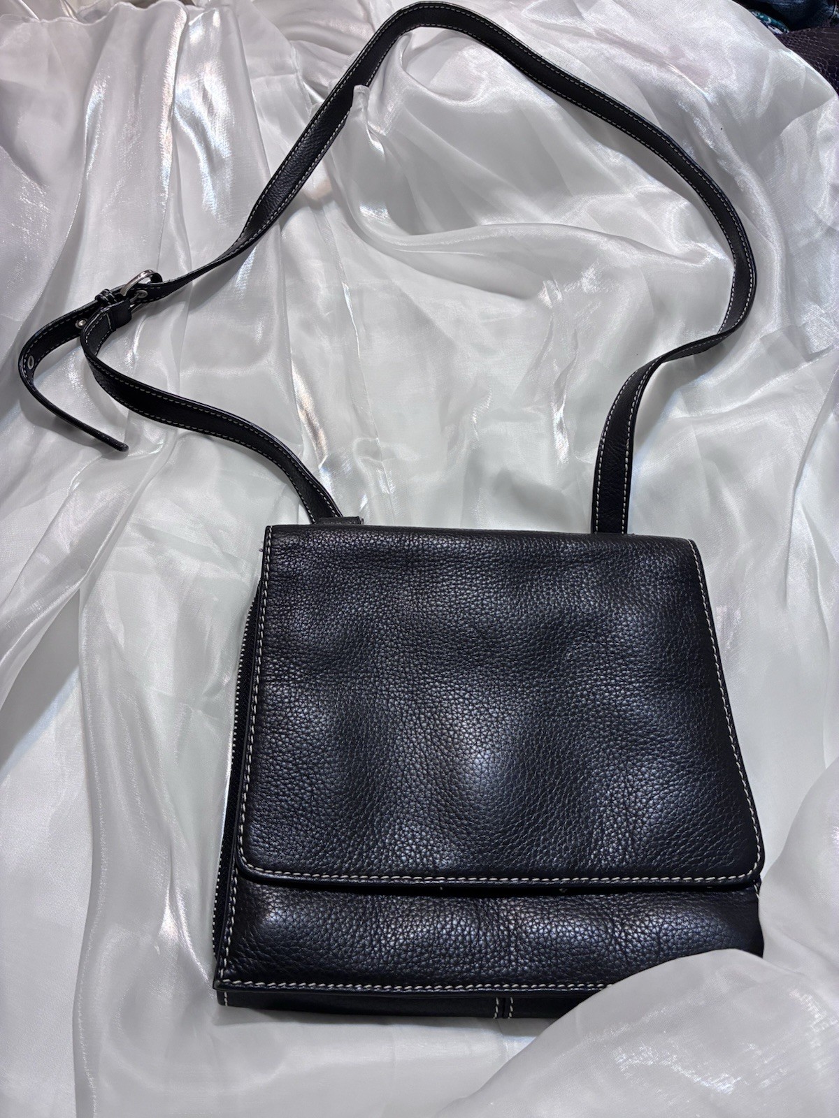 Tignanello LEATHER HANDBAG (Crossbody) BLACK Interior/Exterior Pockets LINED
