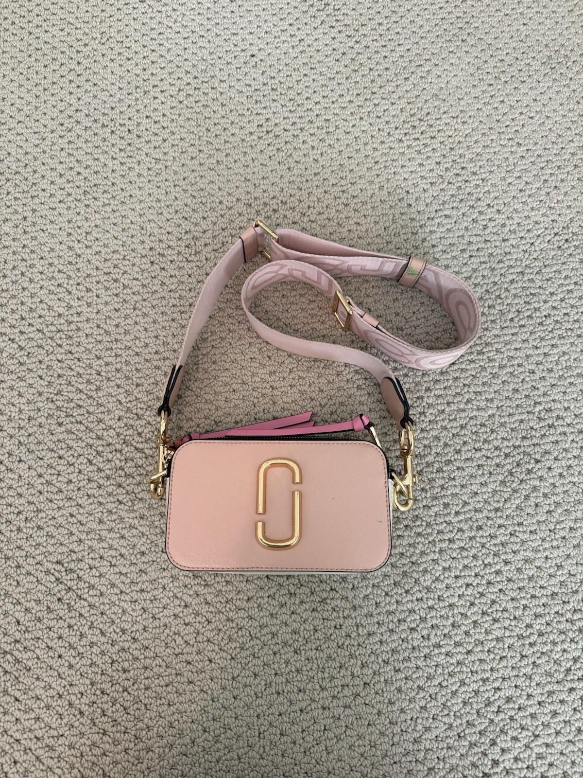 Marc Jacobs Snapshot Small Crossbody Bag Pink Strap Gold Hardware Zip