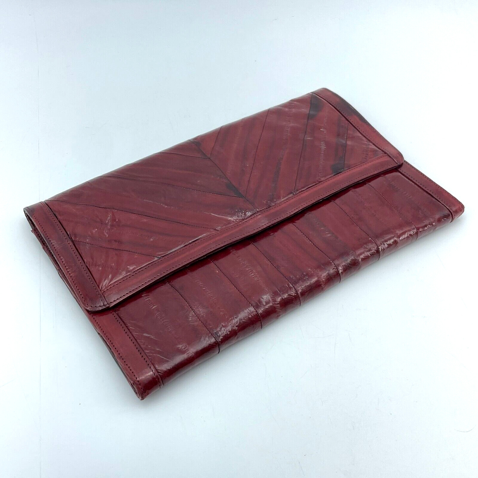 VTG Eel Skin Clutch Purse Red Color Button Closure Zip Compartments 10″ Korea